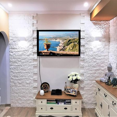 דירות גיארדיני נאקסוס Casa Le Maioliche מראה חיצוני תמונה