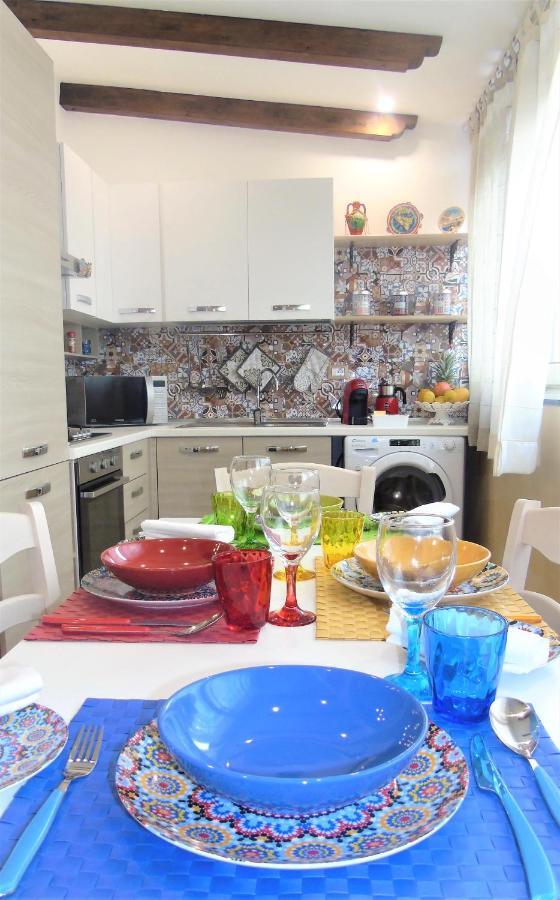 דירות גיארדיני נאקסוס Casa Le Maioliche מראה חיצוני תמונה